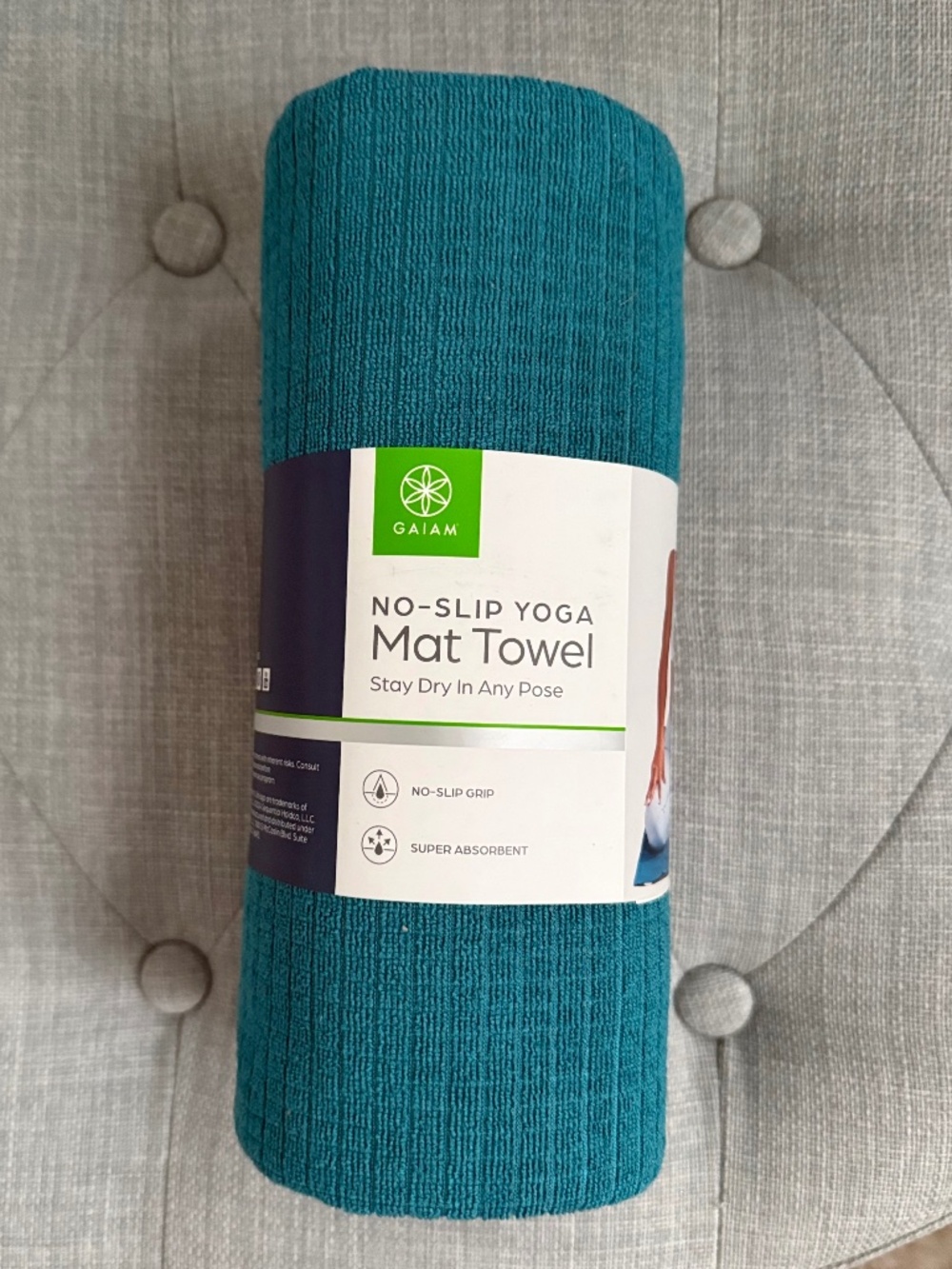 Gaiam No-Slip Yoga Mat Towel in Teal, NWT
